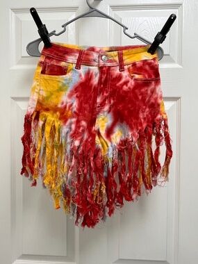Juniors Red & Yellow Shredded K.I.M Shorts M